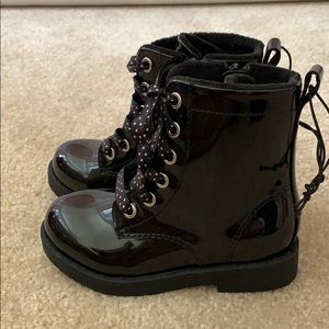 Toddler Black patent leather boots in size 9.